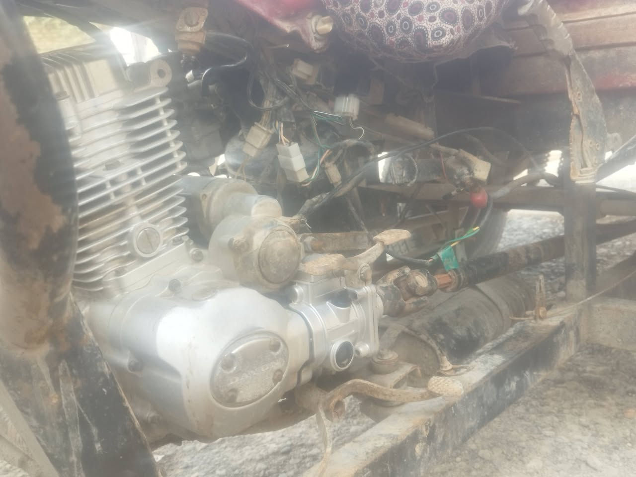 ستوته ال بيع موديل20الباب ماله ال وره موجود ستوته كفاله كلشي ما بيها
***********
