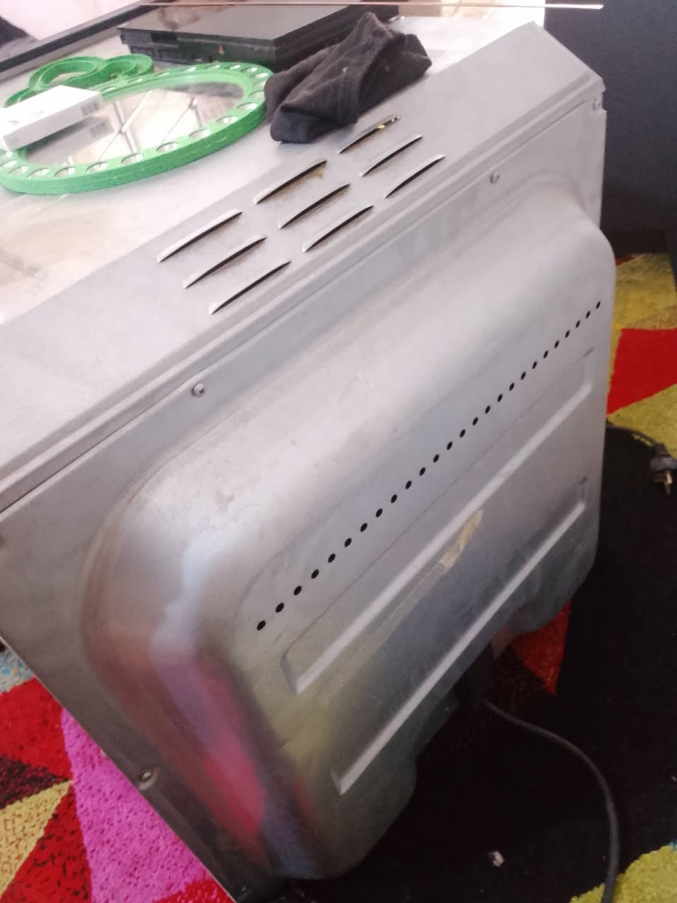 فرن كهرباء عاطل سعر ٥٠ الف حجم كبير ٥٠ في خمسين بغداد الأمين ***********
