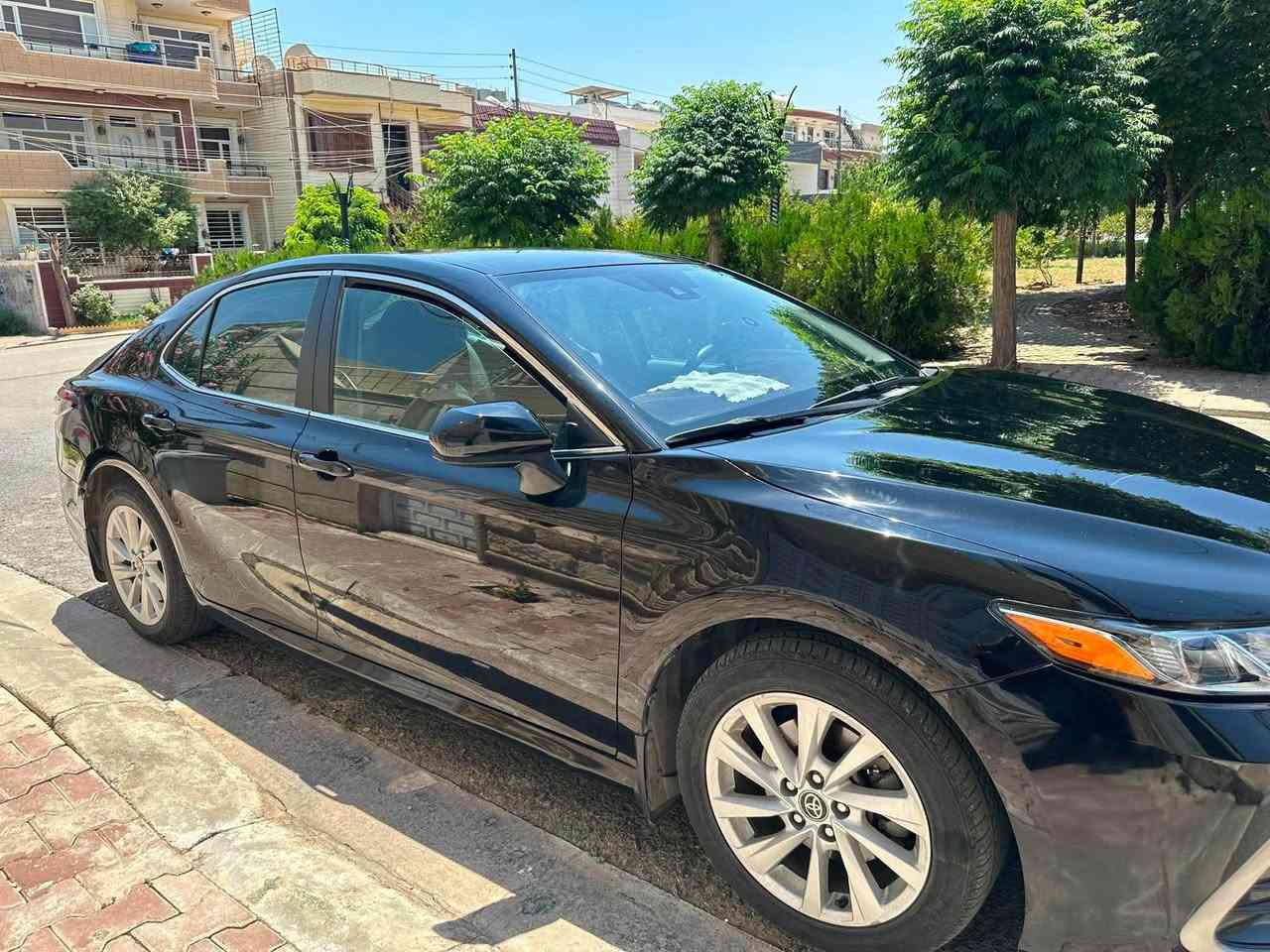 TOYOTA CAMRY 2023 LE 
پێش و پشت کەپسە ✅
بێ ناوگرتن بێ ئێرباگ تەقین ✅
تەنها یەک چەمەلەخی دواوە بۆیاخە بەبێ ناوگرتن ✅
بەشی سەرەوەی سندوقەکەی کلێرە ( تەنها پەمپە )✅
دو سێ چاڵی زۆر بچووک لە سەقفی هەیە بەچاو دیار نيە بەس بەسۆنەر دەر ئەکەوێ ✅
ماوەی ڕۆشتن  ٥٣٠٠٠ مایل ✅
سەنەوی تا  ٢٠٣٠ تازەیە ✅
گێڕ ، مەکینە ، تەقەو ڕەقە ، کارەباییات هەموو گیانی بەشەرت ✅ 
دەعامی بۆ دەعامی بەشەرت ✅ 

نرخی ١٨٨ گەڵا و مەجالێکی زۆر زۆر کەم✅

شوێن / سلێمانی 

ژمارەی موبایل    /    *********** السليمانية, العراق
