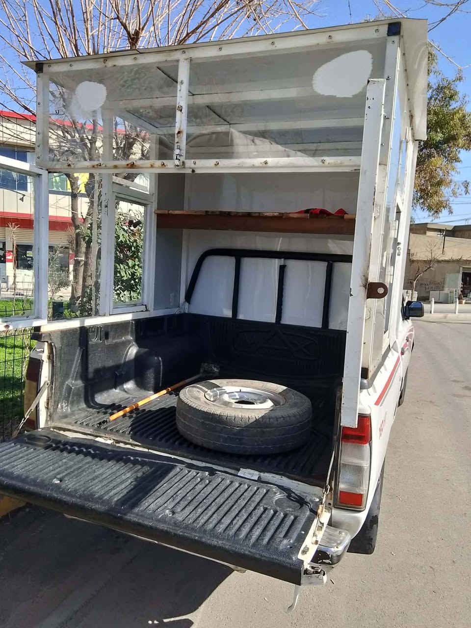 کابینەکە بۆ فرۆشتن دوو سێ مانگە کڕاوە 
شوێن چوارقوڕنە


**إذا كنت صاحب هذا الإعلان وتريد حذفه لأي سبب، رجاءا أرسل رسالة إلى الدعم الفني**