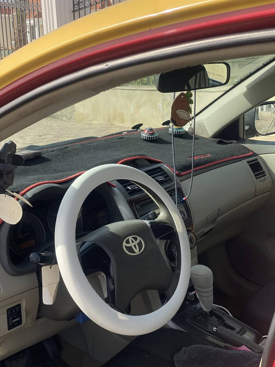 السلام عليكم 
كورلا ٢٠٠٨ خليجي اصفر رقم بغداد مصفره لا هيئة ولا غرامات 
محرك نظيف ١٨٠٠ دوش بعده السياره سونارها كدامكم 
السيارة موجوده بغداد الكرخ  السعر ٩٧ بيها مجال قليل 
للاستفسار الاتصال على صاحبها ومتوفر واتساب 
***********
