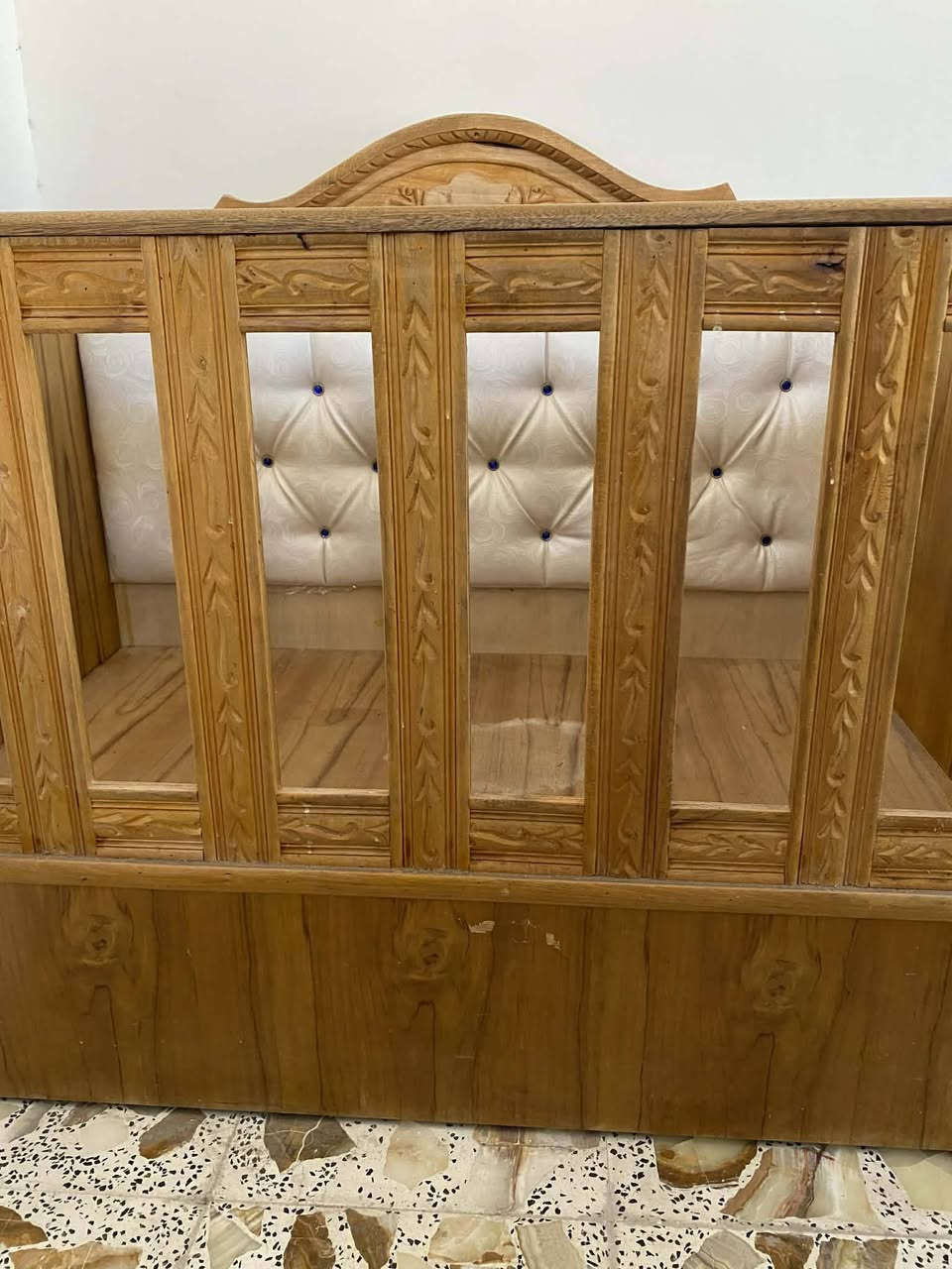 جربايه طفل تفصال خشب عراقي تكفي لحد عمر 4 سنوات  السعر 125 وبي مجال بسيط 
العنوان بغداد الشعب


**إذا كنت صاحب هذا الإعلان وتريد حذفه لأي سبب، رجاءا أرسل رسالة إلى الدعم الفني**