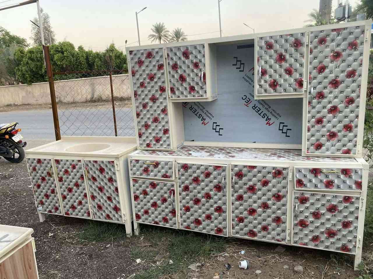 انواع الكاونترات المستخدمه وباسعار مناسبة جدآ جوا سوك 
بيع ومراوس  

الموقع بعقوبة  /ناحية العبارة مقابل مشروع المي

رقم الهاتف /***********
