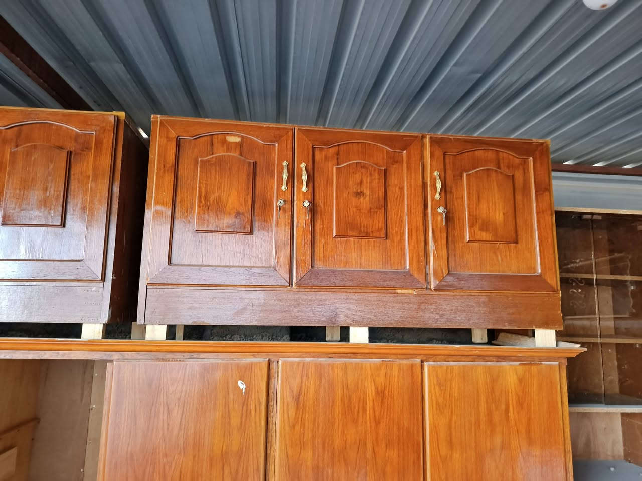 السلام عليكم  مسواگ جديد اخشاب في (ساحة الخضرانيه )
ابوسمير الجبوري   للأثاث المستعمل والجديد مع ( غرفة نوم ) الموقع الخضرانيه الشارع العام للأستفسار الأتصال على الرقم (***********) و بي واتساب
