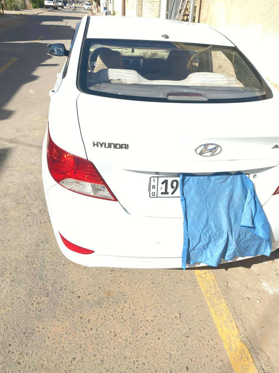 اكسنت موديل 2012 سيارة فقط جامغ والباقي كفالة كير مكينة تبريد متصرف دينار عليها باسمي تحويل مباشر رقم الهاتف ‏
‪0780 189 5035‬‏ السعر 98 مع المجال
