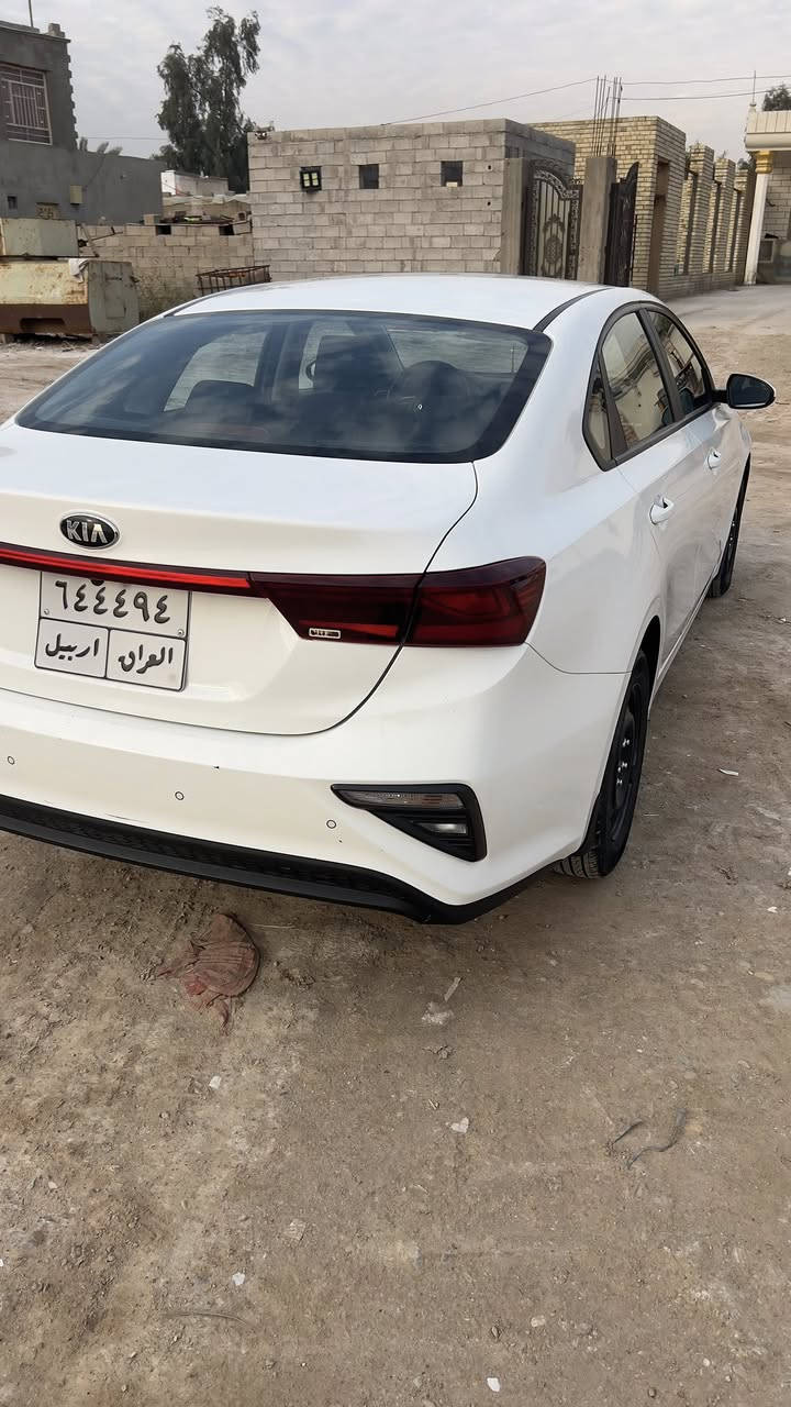 سلام عليكم
للبيع سيراتو خليجي 
موديل 2021
رقم اربيل 
ماشيه 118
محرك 1600
سياره مكفوله كفاله عامه
سعر 159 ورقه وبيه مجال
لل استفسار 
***********تصال
