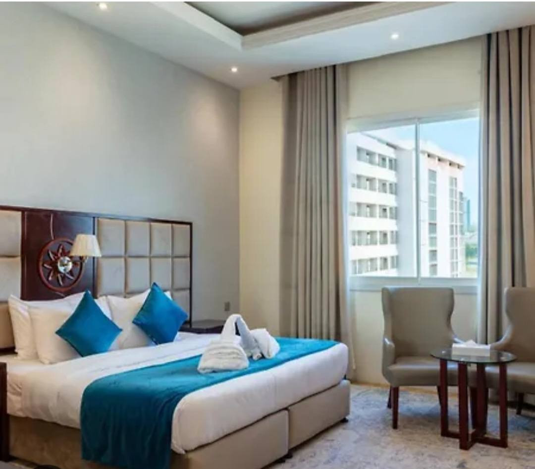 عاجل ‼️ عاجل ‼️
اقوى عرض في السليمانية إبتداءاً من يوم غد ⚡️❤️ بمناسبة السنة الجديدة 🥳❤️
فندق 4 نجوم ⭐️ مارينا ڤيو 💎 في قلب السليمانية بقرب جميع الاماكن الترفيهية مع فطور صباحي فاخر ومميز 🤗❤️
فقط النفر💵 ١٠ الف دينار للشخص الواحد 💵⚡️
أضافتا إلى رحلات يومية كل يوم ❤️🪐
جبل حاجي مامند الثلجي وجميع القمم الثلجية 🌨️❄️ ومطعم سياحي بمنطقة سياحية ☃️ والقلعة الرومانية ⚡️ سعر النفر 💵١٠ الف دينار فقط 💵 للشخص سارع الحجز العرض محدود ❤️❄️
لیل حجز
***********
***********
