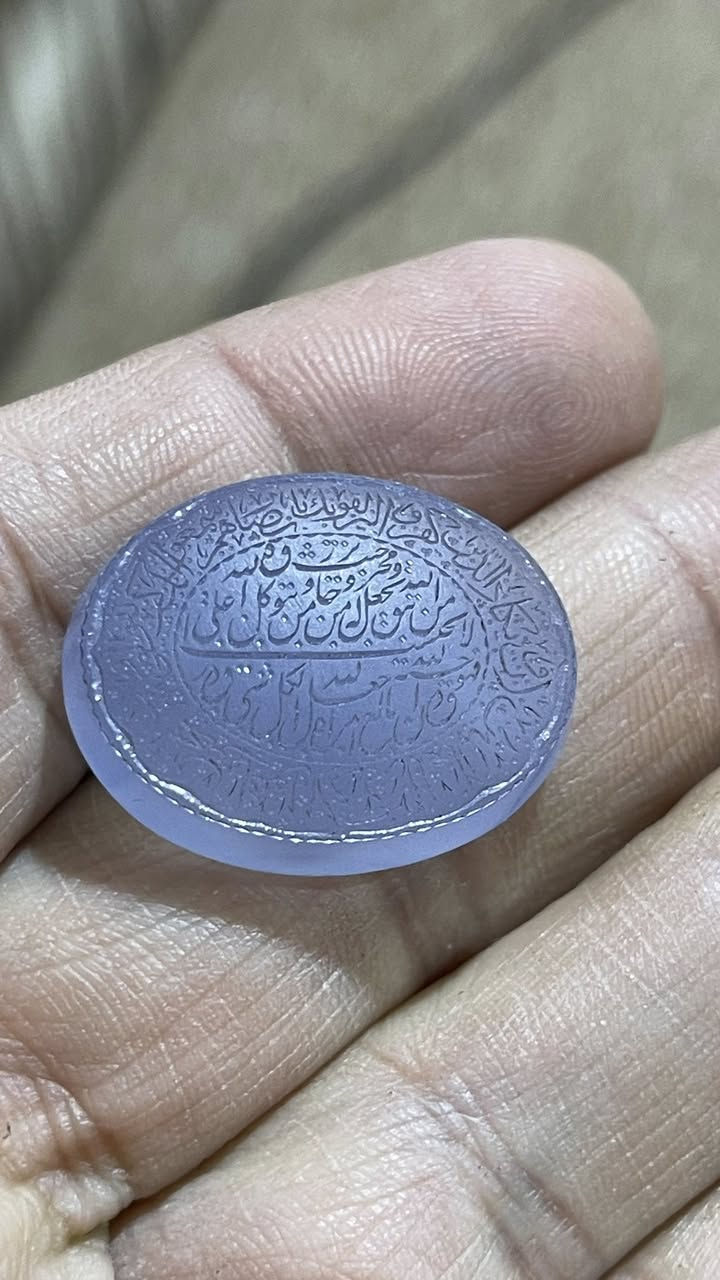 سلام عليكم كلمن سعرة *********** اوخاص ماتواجد دائما بلفيس يعني بلتعليق معدي مجال انطي سعر خاص اوت
