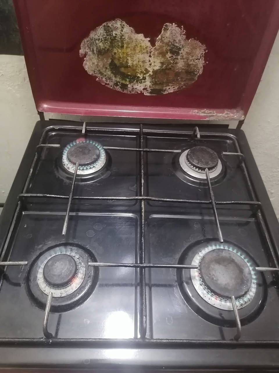 قيم بما يرضي الله واخذه بثعالبه شارع بانزين خانه ***********
