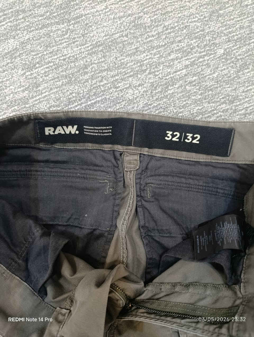 G-star
بنطرون جعب جيستار مستخدم 

قياس 32-34
طول 110
توفير توصيل للكل محافظات


**إذا كنت صاحب هذا الإعلان وتريد حذفه لأي سبب، رجاءا أرسل رسالة إلى الدعم الفني**