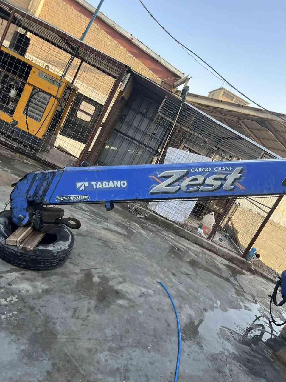 السلام عليكم كرين للبيع دخول جديد
3مخالف العنوان واسط الصويرة ***********
