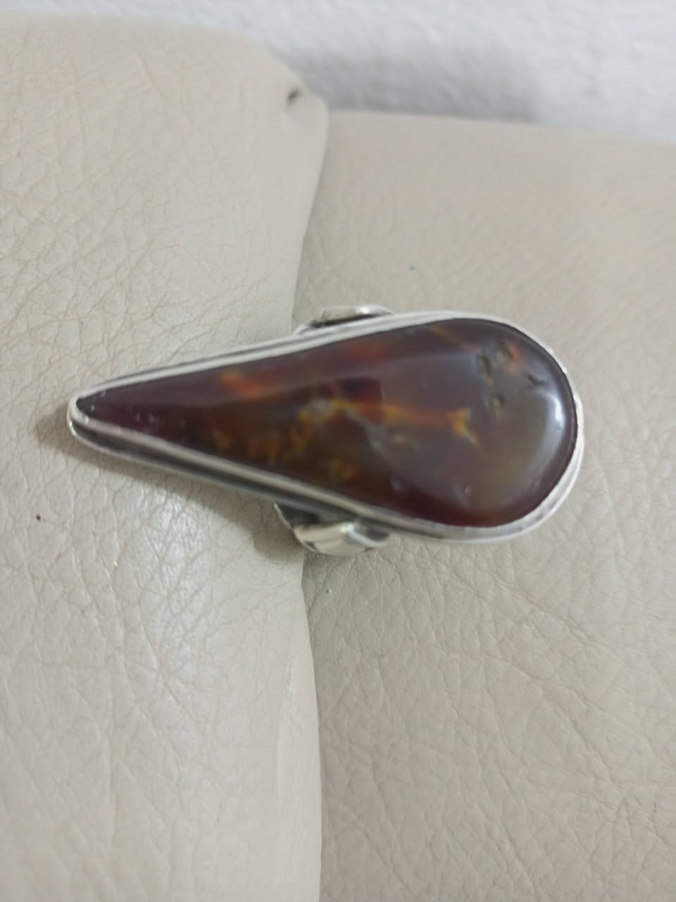 السلام عليكم
دلوه يماني جكليتي قديم
صياغه سلجوقيه ثقيله جدا
موجود واتساب ***********
