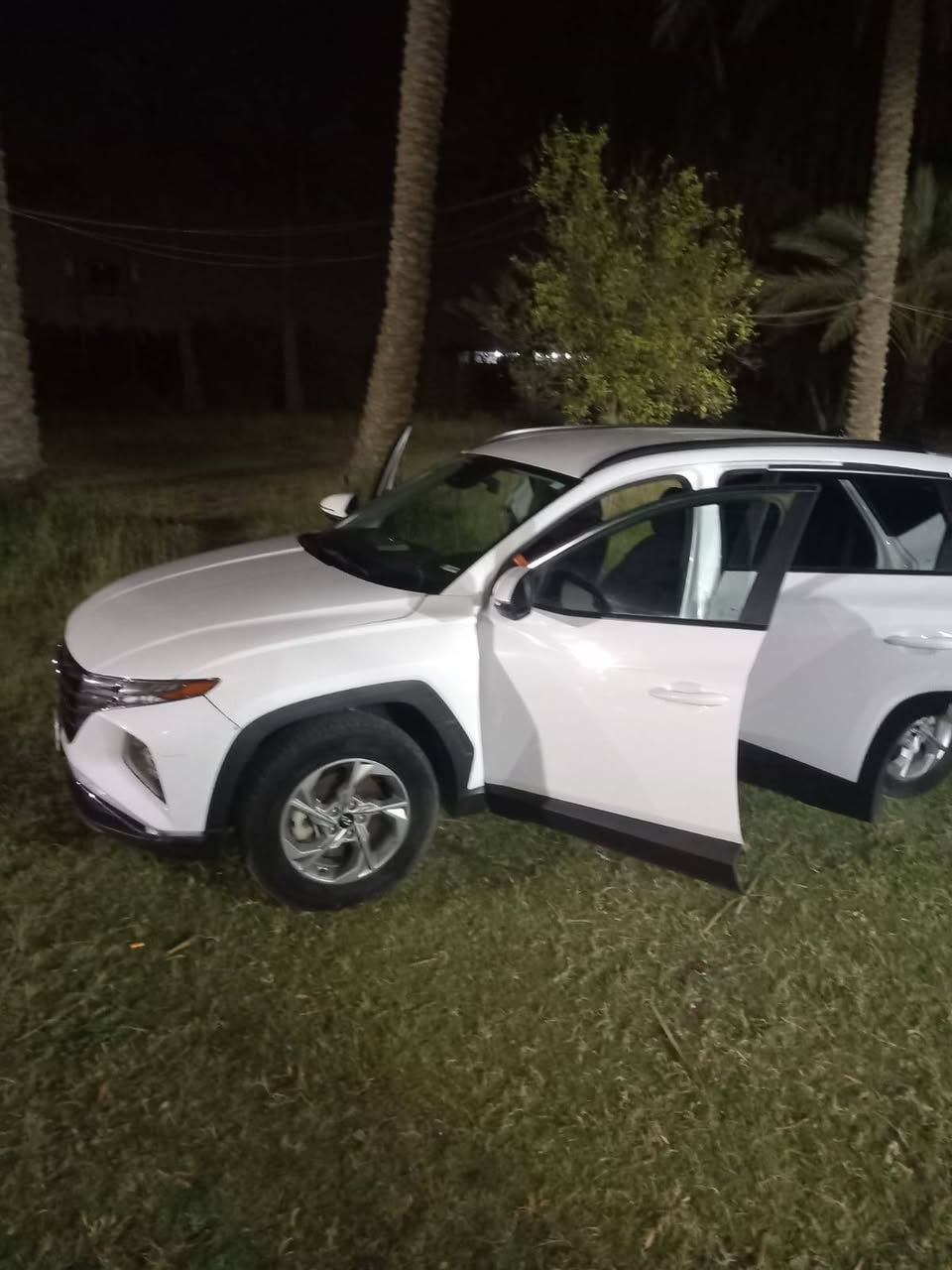 توسان ٢٠٢٣ 
السياره جاهزه ماشيه ١٣٠ الف حادثها شبر بالجاملع الامامي بارد
سعرها١٧٠وبيها مجال
مكانها بابل
رقم صاحب السياره
***********
