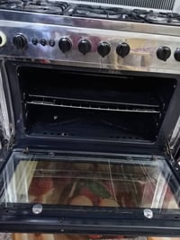 طباخ • نظيف • بيه مجال