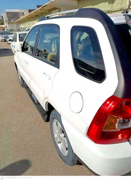 سبورتج ٢٠١٠ رقم اربيل السيارة مكفولة كفالة عامة من الصبغ يوجد بارد فقط قبق الجنطة تحت الرقم وكدر شبر الجاملغ الامامي جهة السائق السيارة حدادية صدر امامي خلفي المحرك والكير مكفول والمواصفات دسك امامي خلفي فتحة شاشة كاميرا تبريد تدفئة شغال والسيارة على العموم بحالة جيدة للاتصال *********** السعر ١٣٠ ورقة وبيها مجال بسيط للجناي سنوية باسمي مجددة ٢٠٣٠
