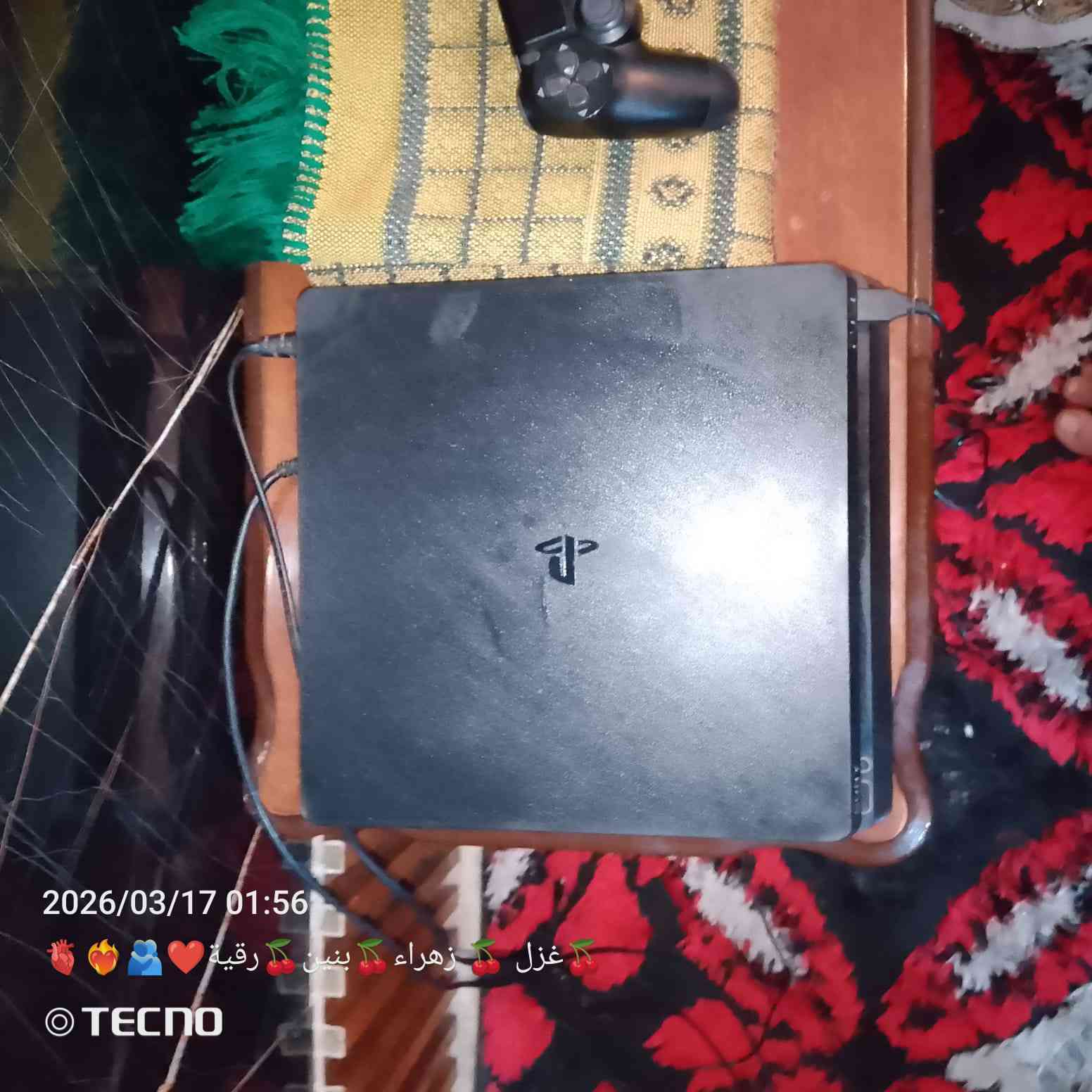 السلام عليكم بلاي 4 سليم جديد برغي ما مفتوح بي يدة اصليه وملحقاته 260 بي مجال قليل ***********9
