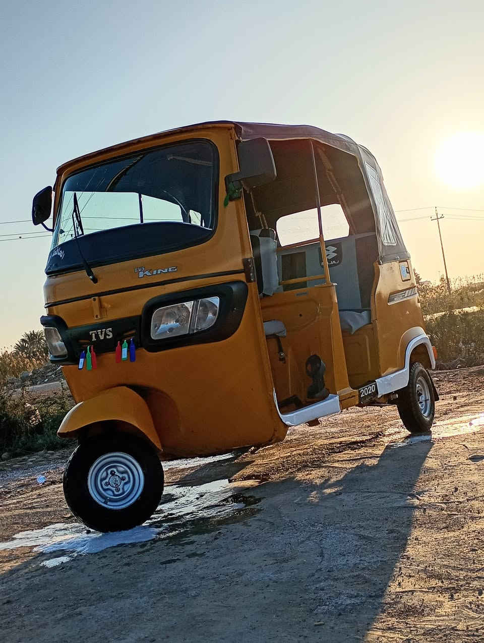 تكتك للبيع مديل 2020 بشهر 12 وراق اصوليه مفحوصه وجاهز للترقيم تكتك جاهزه من كلشي ومكفوله من الضربه مكينه21 خير من الله كهرباهيات كله شغاله جادر جديد سكنات جديده صدر جديد مكاني كوت قضاء الحي سعره (4700)وبيه مجال 
*********** واتساب متواجد
