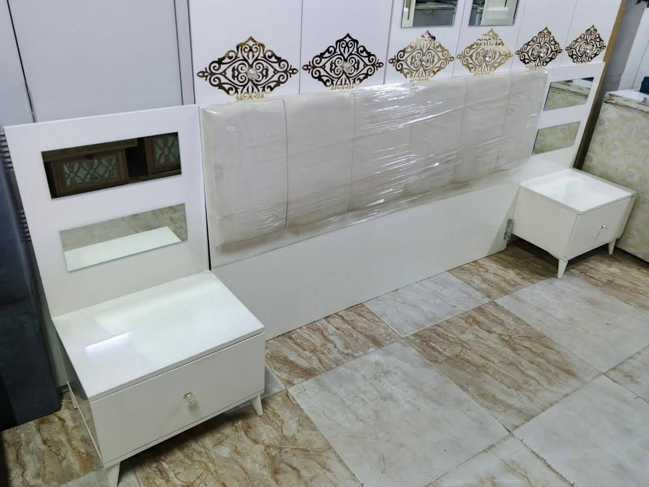 غرفه شرط النظافة اخو الجديد ٤٥٠ وبي مجال شراي دزلي صوره عالخاص يوجد توصيل محافظات يوجد كادر فتح وشد مستعدون لشراء كافه الأغراض المنزليه بيت كامل نشتري غرفه نوم ثلاجه مجمده طباخ كونتر مرجوحه غساله قنفات ديوان ايدزلي صورهم واسعارهم عالخاص


**إذا كنت صاحب هذا الإعلان وتريد حذفه لأي سبب، رجاءا أرسل رسالة إلى الدعم الفني**