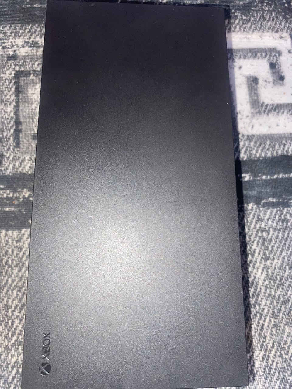 Xbox Series X مستعمل
• الجهاز بحالة جيدة ولا توجد به أي مشاكل.
• يأتي مع جميع الكيبلات.
• يوجد غبار بسيط من الداخل.
• لا يأتي معه كنترولر.
• يأتي معه شريط Halo 5.
السعر: 585,000 دينار.
(قابل للتفاوض)
العنوان كربلاء حي الصمود قرب محل الفنجان
للتواصل او الاستفسار ***********
