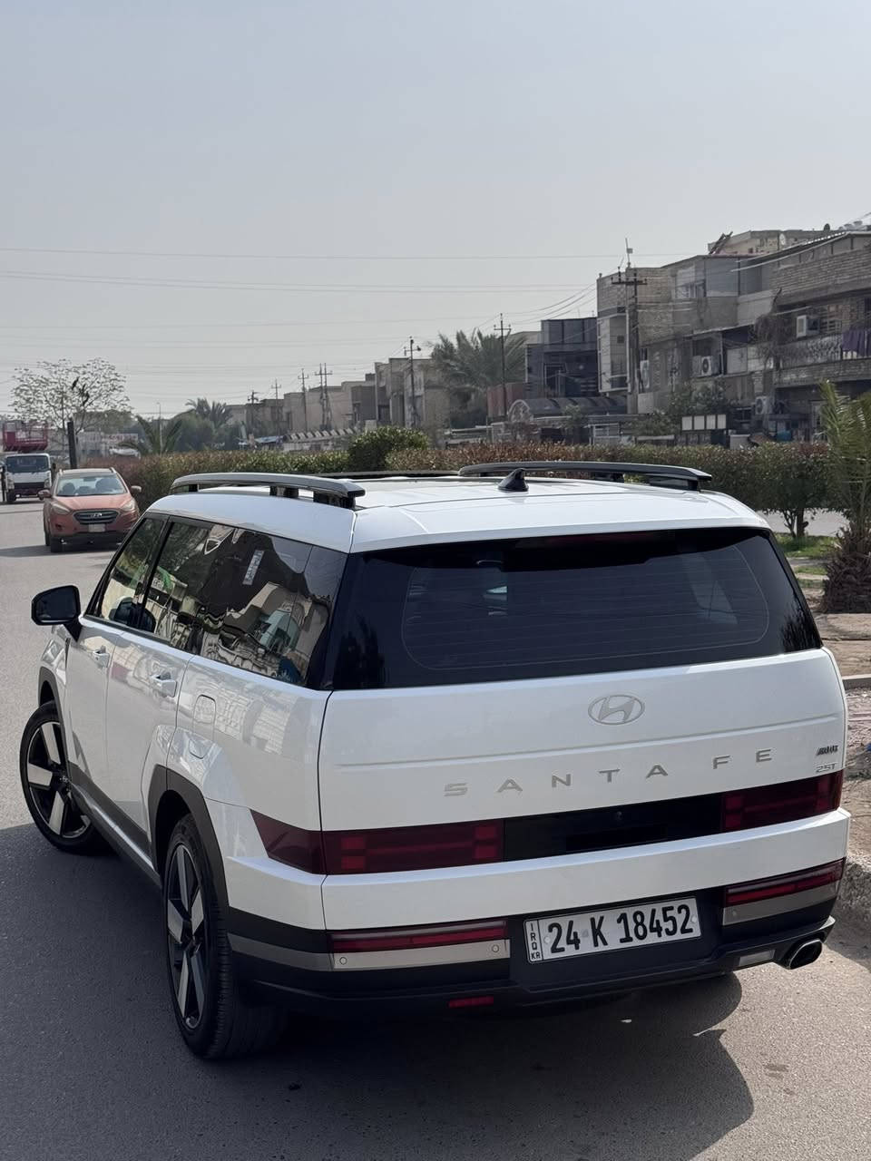 سلام عليكم 

سنتافيا 2024 خليجي الشكل الجديد 

ماشيه 40,000
المواصفات:

حجم المحرك 2500تيربو
مرتبط بناقل حركة أوتو 8 نمر 
مفتاح التشغيل بصمة 
تشغيل عن بعد 
فتح الصندوق كهرباء 
اريل نفكيتر 
حساسات أمامية 
حساسات خلفية 
لايت زينون + LED متصل 
بك لايت LED
دخول بصمة ذكي 
ويل كب 19 
اشارة في المرايا الجانبية 
المرايا قابلة للطي كهرباء 
ماسحة خلفية 
هاند بريك كهرباء ا ABS 
دشبول شاشة ديجيتال 
شاشة Apple Car play 
كاميرا دوارة 
شفتات مقود 
مثبت السرعة Cruise 
المودات والاوامر الصوتية 
ا Bluetooth / T YPCE 
شاحن هاتف Wireless 
مخرج منفذ الطاقة 
7راكب 
3 قطع تبريد 
أوضاع القيادة Drive Mode 
أوتو هولد Auto Hold 
نظام مانع الانزلاق 
نظام نزول المنحدرات 
حاملات الأكواب 
بردات أبواب خلفية 
كشن كهربائي السايق
طي الكشنات كهربائية

📍مكاني بغداد

  والاستفسار: ***********
