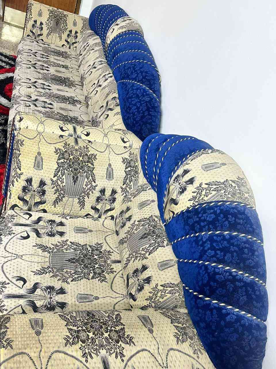 السلام عليكم تخم مع ميز تلفزيون بسعر ٣٥٠الف


**إذا كنت صاحب هذا الإعلان وتريد حذفه لأي سبب، رجاءا أرسل رسالة إلى الدعم الفني**