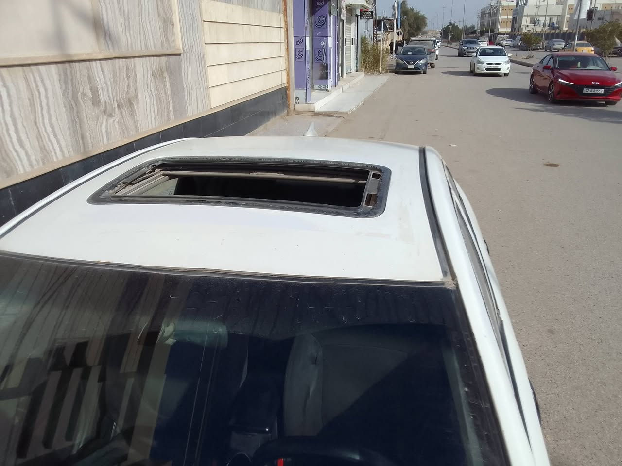 السلام عليكم.
كيه سيراتو 12 بسمي سنويتها ل29 اتعهدلك بأصولياتها محرك جديد حداديه تعبانه تبريد فقط كمبريسر مكانها ناصريه مركز.58

***********
