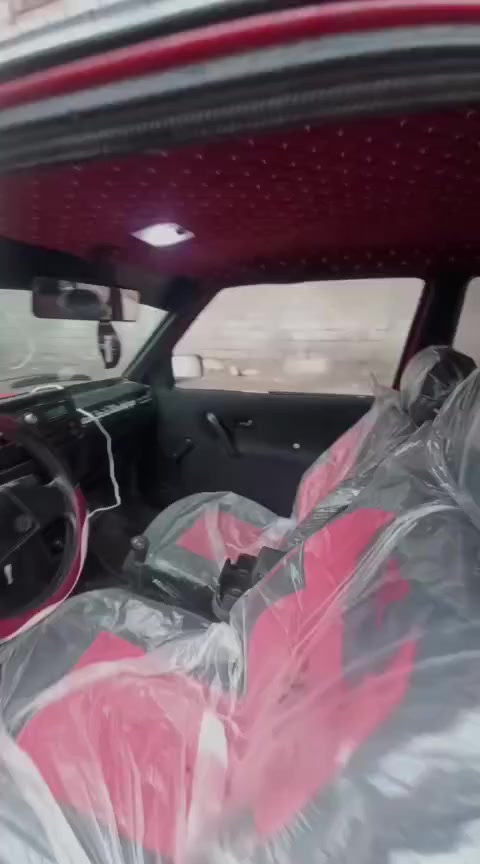 السلام عليكم للبيع سياره جولف موديل 89 مصبوغه جماليه الماكينه شرط 
الكير شرط سياره تكباب سياره جاهزه ما تصرف عليها اربع دينار رقم انجليزي نينوى  ***********
