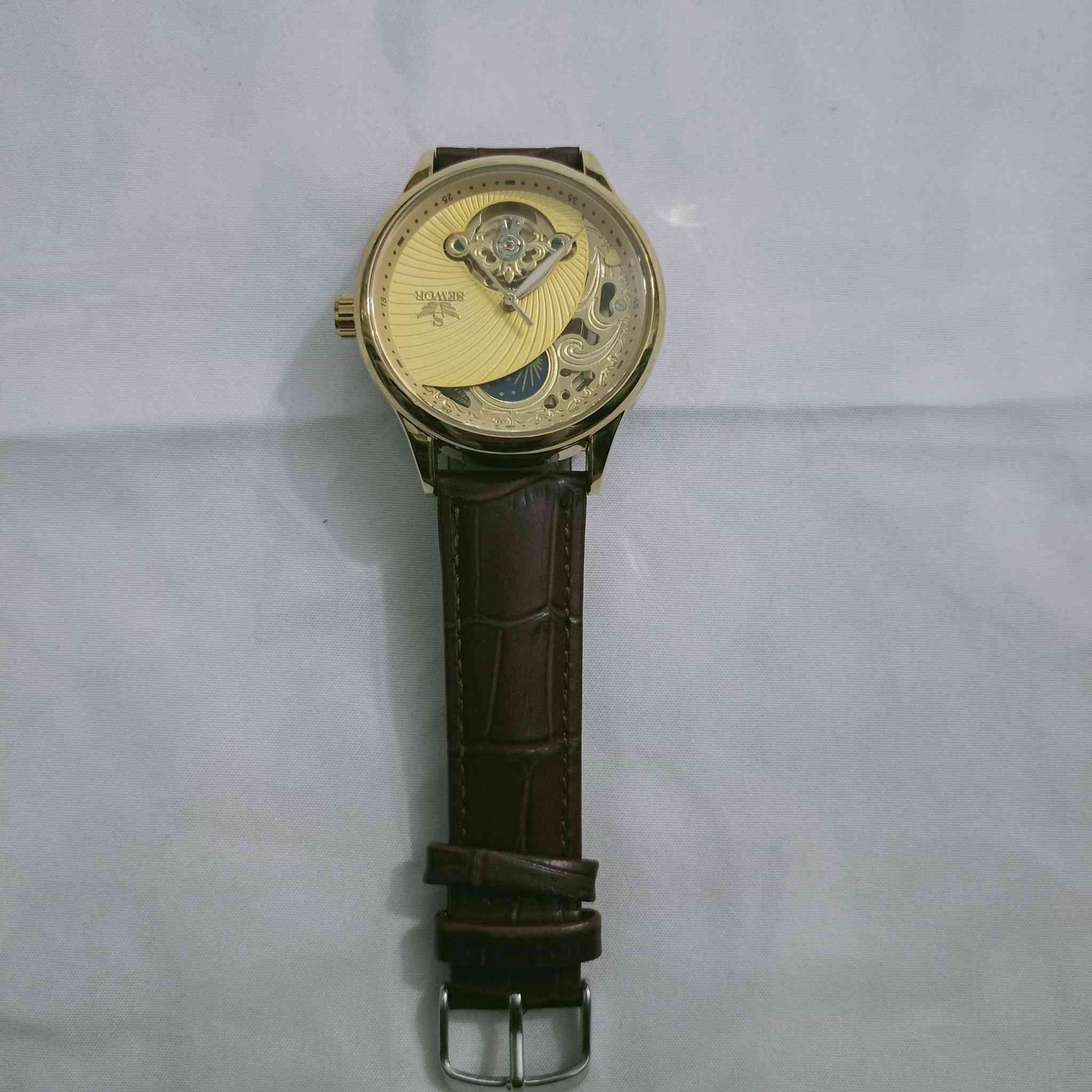 السلام عليكم الساعه ميكانيكيه للبيع جديده اللي يريدها تواصل الخاص


**إذا كنت صاحب هذا الإعلان وتريد حذفه لأي سبب، رجاءا أرسل رسالة إلى الدعم الفني**