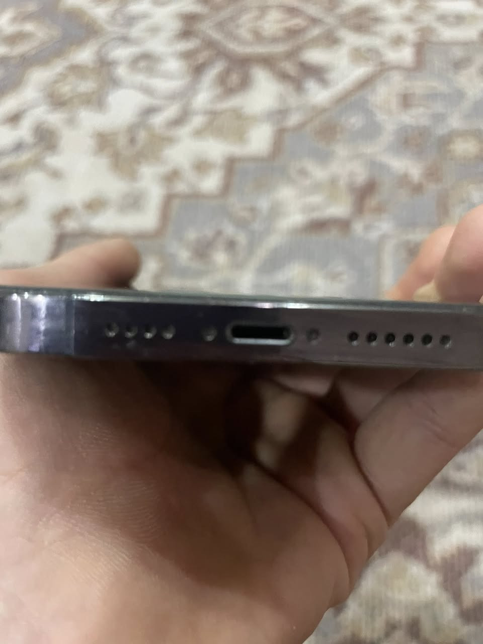 سلام عليكم 14ابرو ماكس جهاز حلو ونضيف الجهاز لا مفتوح ولا ملعوب بي جهاز شرق اوصط كامرته حلوه صافيه ذاكره 256
بطاريه ٨٤ جهاز رايده 900قفل قفل 
مكاني الناصريه سوق الشيوخ
رقم الهاتف ***********
بي واتساب

