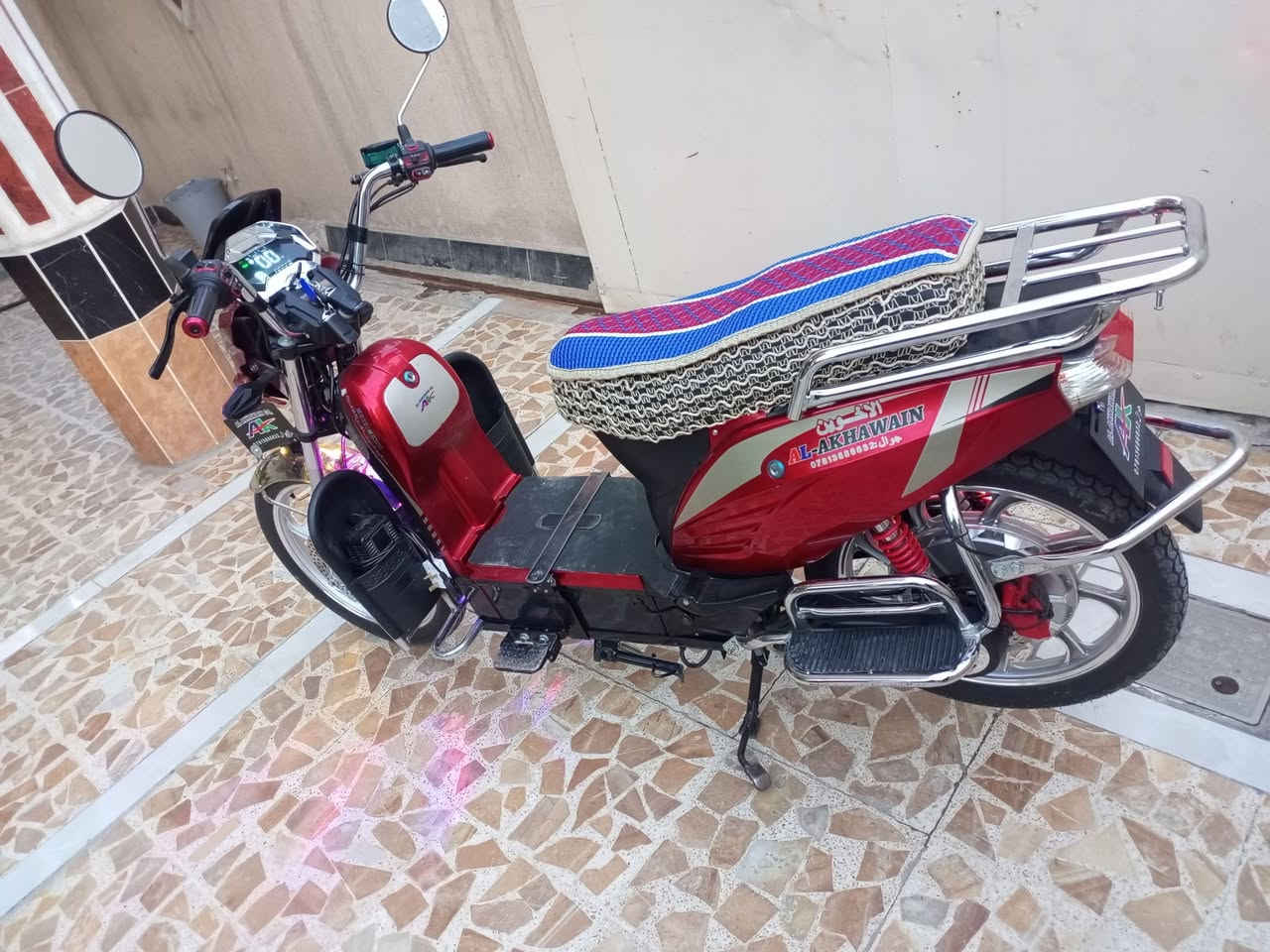 سلام عليكم موطور شحن للبيع  موديل 2025 ست بطاريات عل فحص مكان فلوجة شهداء استفسار رقم الهاتف. ***********.  ***********
