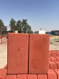 مقرنص ارضية • ٢٠×١٠×٦سم • كميات كبيرة