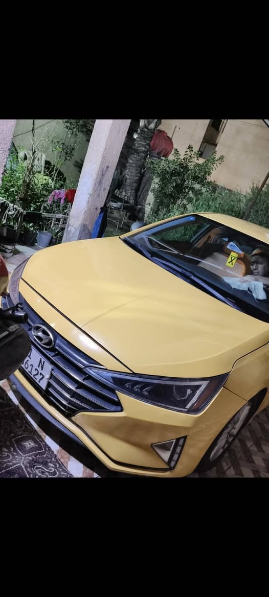 يا الله سلام عليكم
***********

النترا  موديل 20
 137 بيها مجال قليل
  سيارة جديدة حلوه مال جناي  بغداد  بسمنا
 مكانها سبع البور 
 مصفرة و جاهزة
 تحويل  مباشر 
  مابيها نقص حبايه 
حادثها امريكي موجود.
 تبديل قطعه وحده بس بنيد الباقي كله ابلادي
