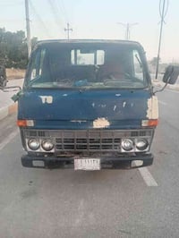 شاحنة حمل • محرك بنزين • نضيف حيل