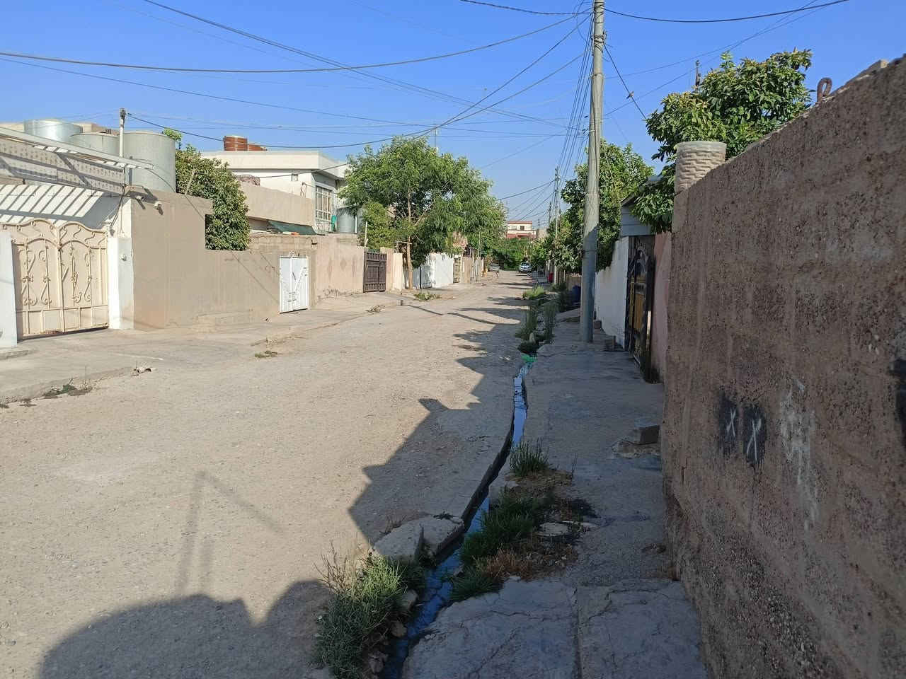 سلام عليكم
دار 100 متر مع 400 متر ارض للبيع 

          سعره مناسب 

        

        نوع العقار بلديه 

خدمات قريب على سيدين اسرا قريب

 على جامع العدل قريب عن مدرسه 

ماء يوميه يجى ساعه كهرابه انترنت موجود

عنوان اسرامفقودين  سايدين قرب جامع العدل 

يمكنك تواصل على رقم موبايل ***********
