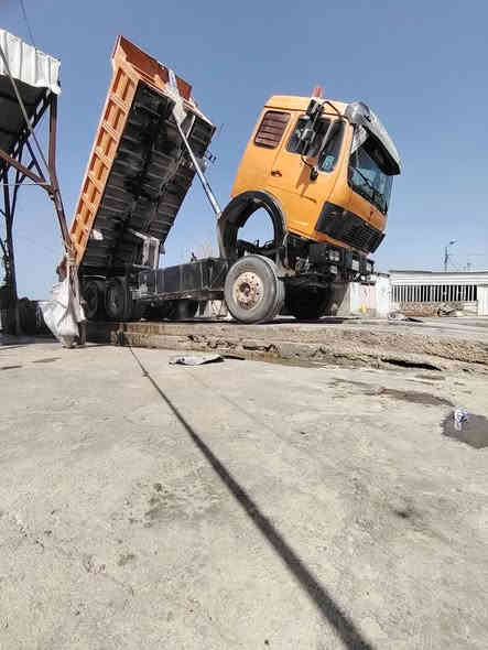 سلام عليكم سياره البي مديل 80 مراوس   كتروز ***********
