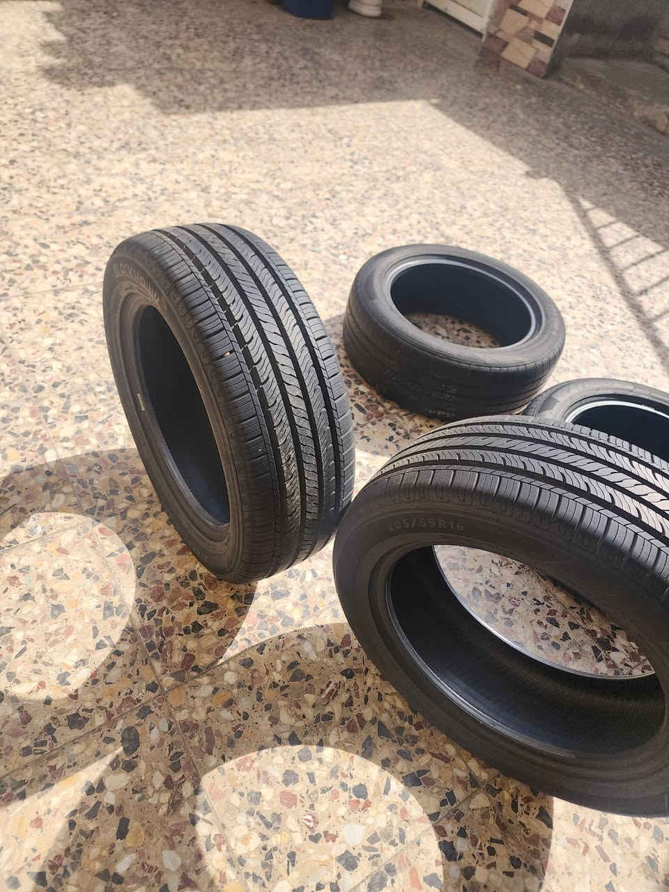 السلام عليكم . تخم تاير ٢٠٥/٥٥/١٦ سعرهن ١٤٠ زوج منهن شديتهن ١٠ ايام جديد انتاج ٢٥ فيتنامي وزوج نص عمر صيني مكان بغداد حي الجهاد  ***********
