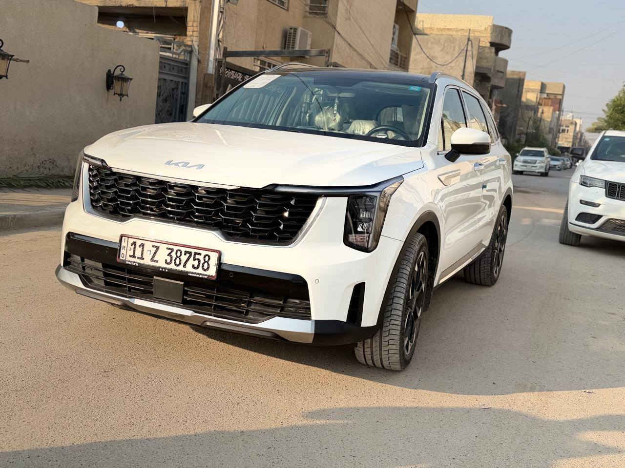 السلام عليكم كيا سورنتو موديل ٢٠٢٥ مكفولة كفاله عامه فول مواصفات بانوراما ماشيه ١٥ الف ضمان دهن بلشركه مكان السياره كفاات السيديه قرب تقاطع درويش 
السعر ٣١٩ وبيها مجال 
***********
