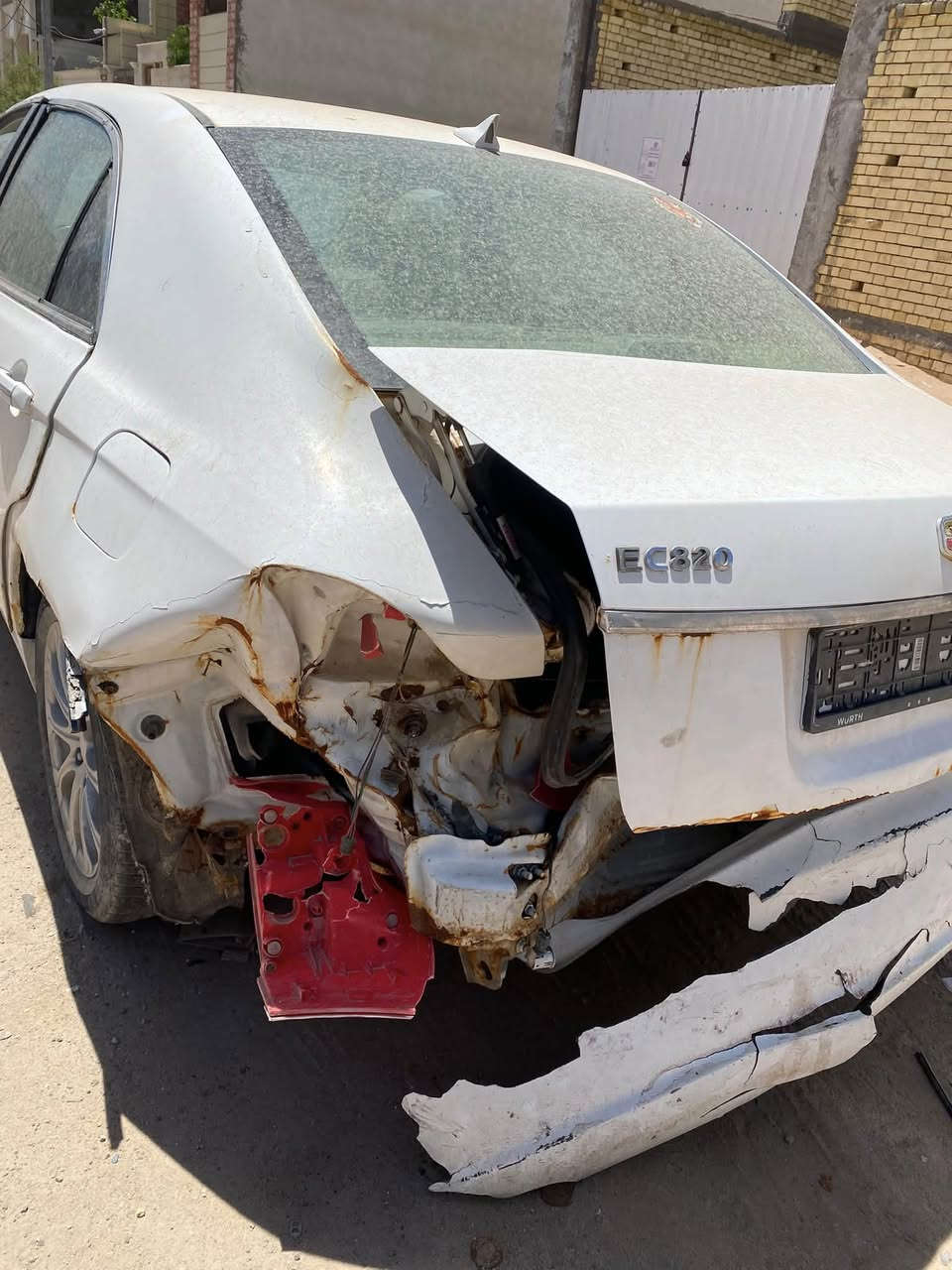 سلام وعليكم ام كراند البيع s8 كير ومكينة بلاد  سيارة علا حادثهة ابيعهة مكاني بصرة راعية الشرعي يمي بلبصرة كير ومكينة بلاد سيارة طافية بيع كوم حديد فقط راعي ***********
