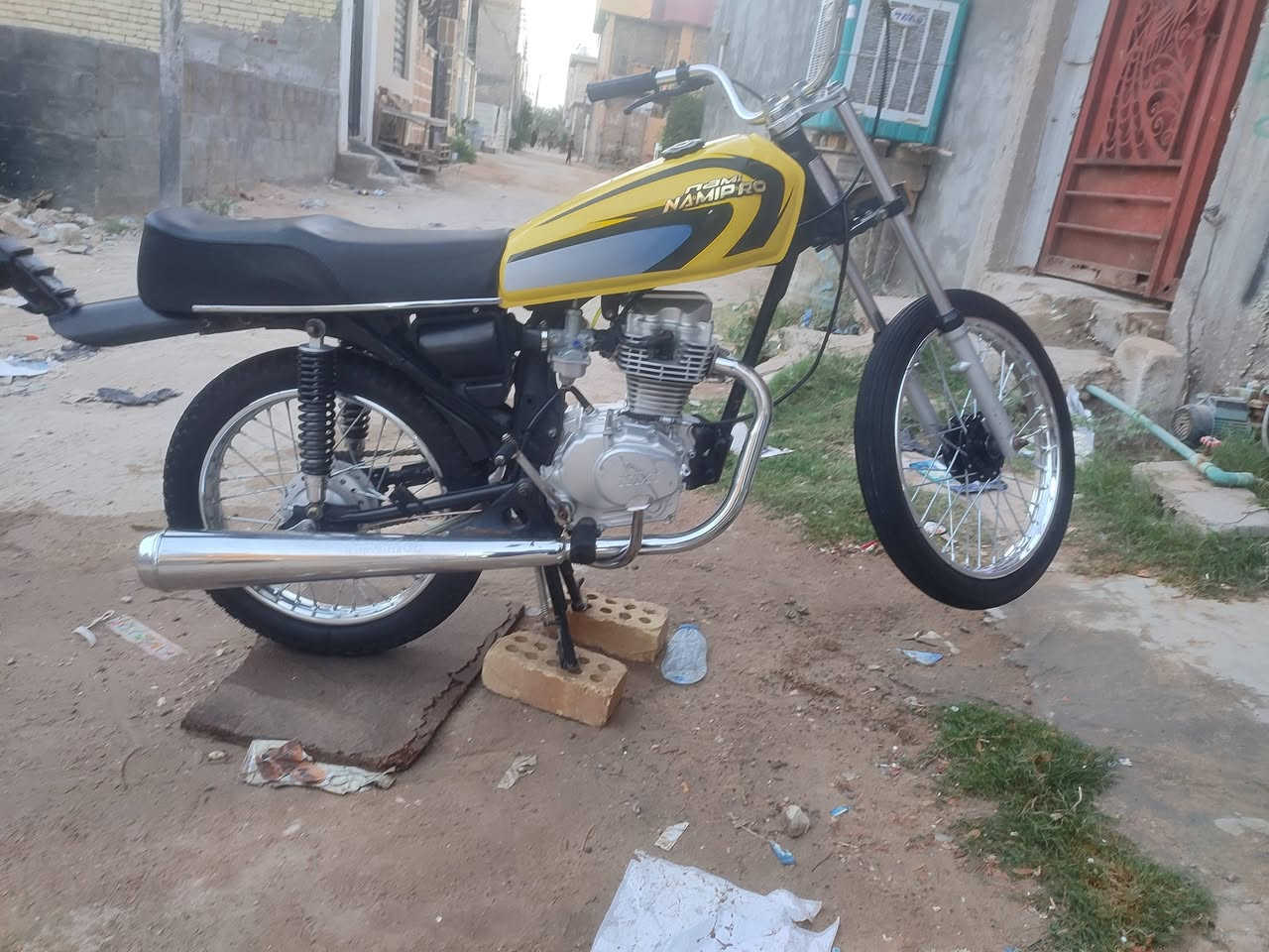دراجه كلك نضيفه للبيع سعر ٤٥٠بيها مجال بسيط الاتصال +964 771 698 9199


**إذا كنت صاحب هذا الإعلان وتريد حذفه لأي سبب، رجاءا أرسل رسالة إلى الدعم الفني**