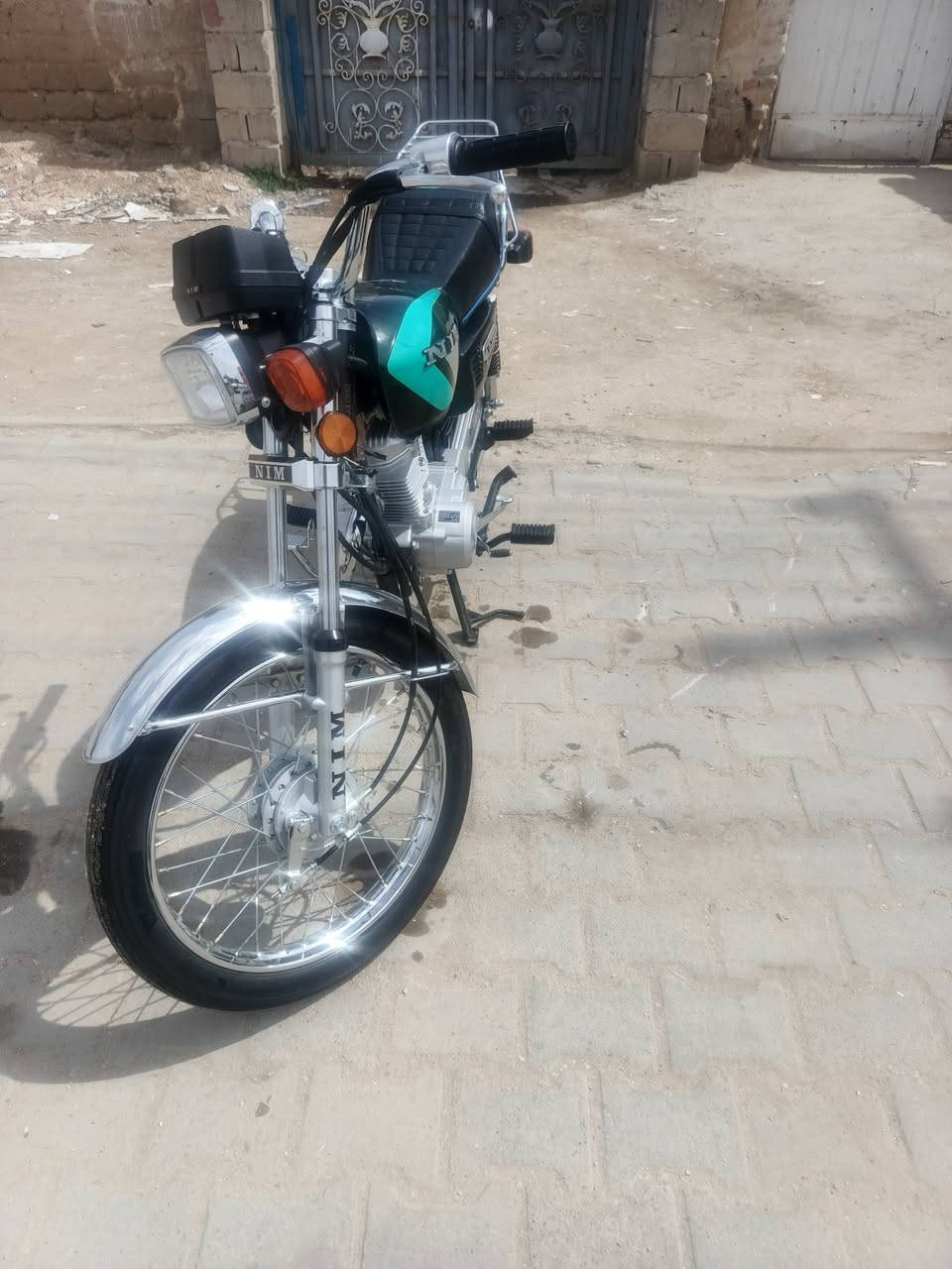 ربعه كير لبيع وراق سكنر مديله 2027 طالعه 2026 شهر ثاني السعر 675 وبيه مجال جيتك بس الرقم ***********
