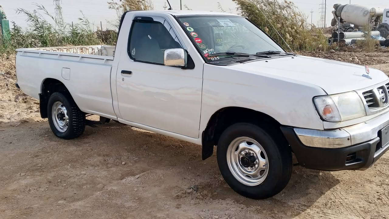 للبيع بيكم نيسان شبوط موديل 2002 مزاد وزارة. الداخلية محرك كير حداديه كله جاهزه سعره.47ورقة وبيه مجال مكان البصره مكلف بلنشر ***********
