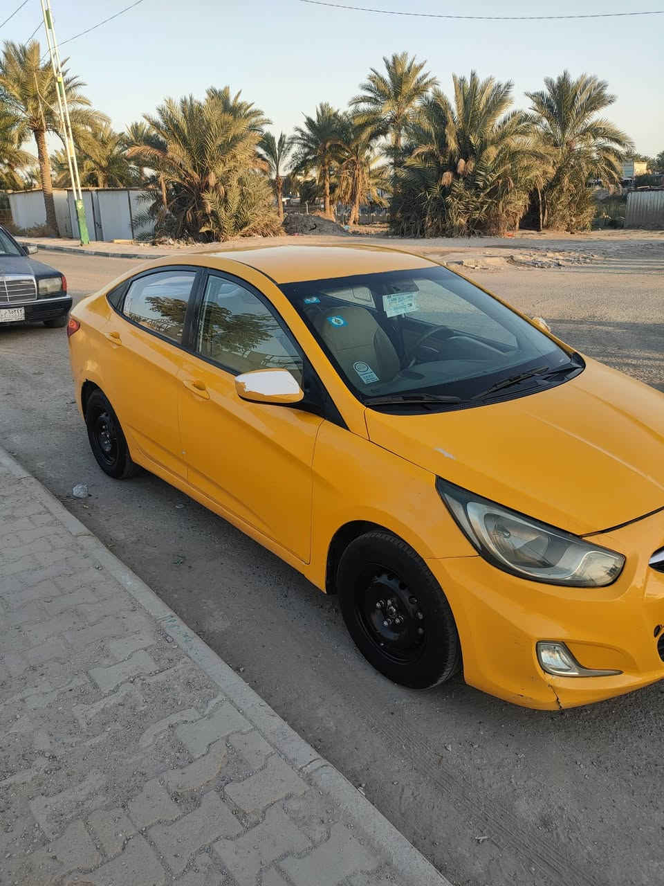 السلام عليكم
البيع اكسنت12 خليجي مكفوله محرك 1600
بسمي رقم انكليزي مصفره هيئته وغرامات 
محرك لاتنقيص ولا تبخير كير شرط السعر 78
بيع او مراوس ***********
