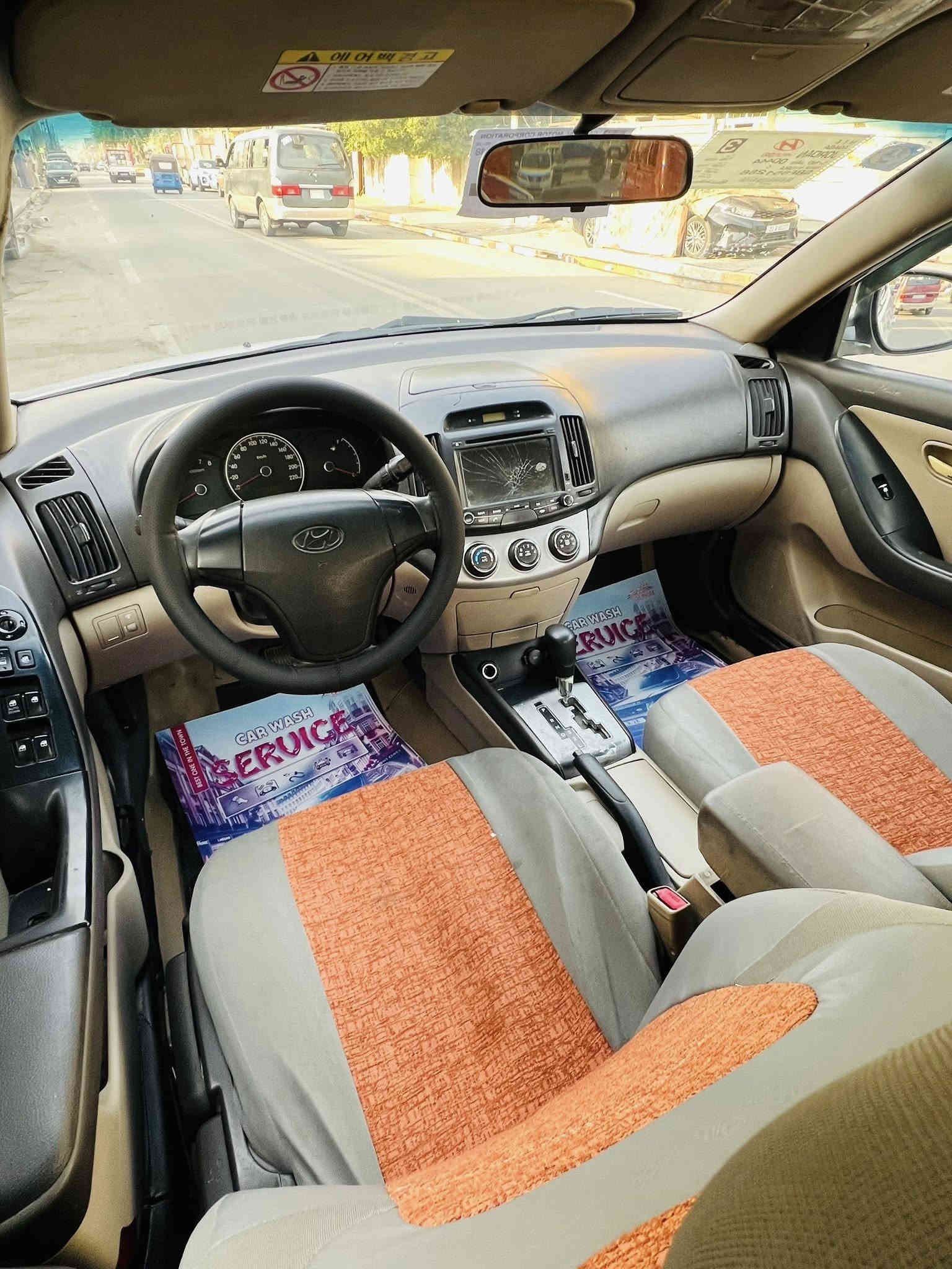 للبيع النترا 2011 خليجي⚔️⚔️
رقم ديالى انكليزي سنويه جديده هزه جديده
لون ابيض ثلجي🔥⚔️
صبغ عام اثر تكشير صبغ
محرك 1600 cc
كير جديد
صدر جديد…
تبريد❄️…
سياره جاهزه مابيهه اي نقص 
فول مواصفات عدا السلايت……

السعر 88$
مكاني بغداد 
للأتصال(***********)
