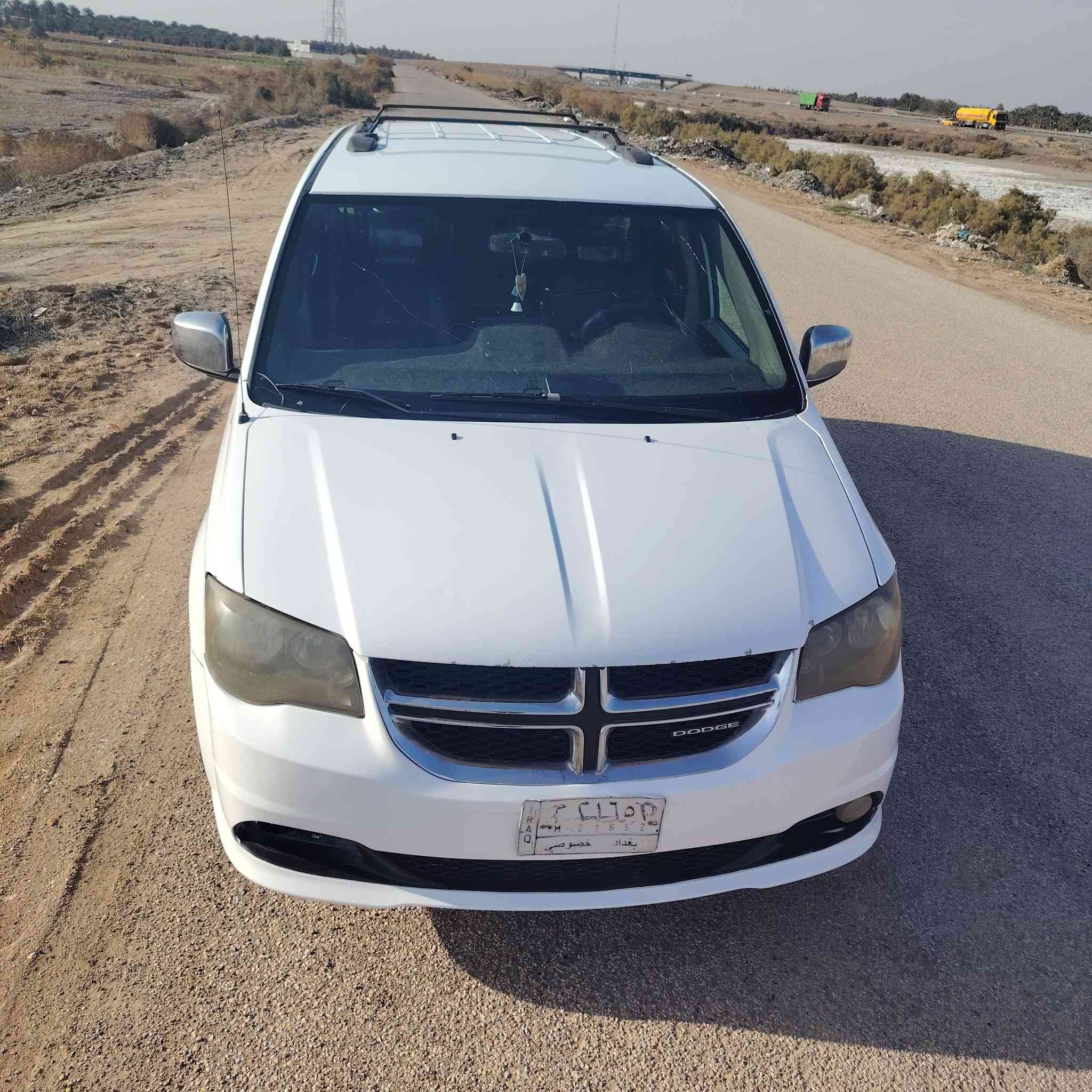 السلام عليكم اعضاء الكروب المحترمين 
دوج كرفان موديل 2015 
فئه sxt 
3 قطع تبريد 
كير ومحرك مكفول 
حادثه فقط بأمريكا جاملغ وبنيد بدون لغد وشواصي 
الباقي مكفوله من الضربه والصبغ 
رقم بغداد بااسمي شخصيا 
بيبان وجنطه كهرباء 
المكان. بابل. ناحية الشوملي 
السعر 148 وبيه مجال بسيط
***********
