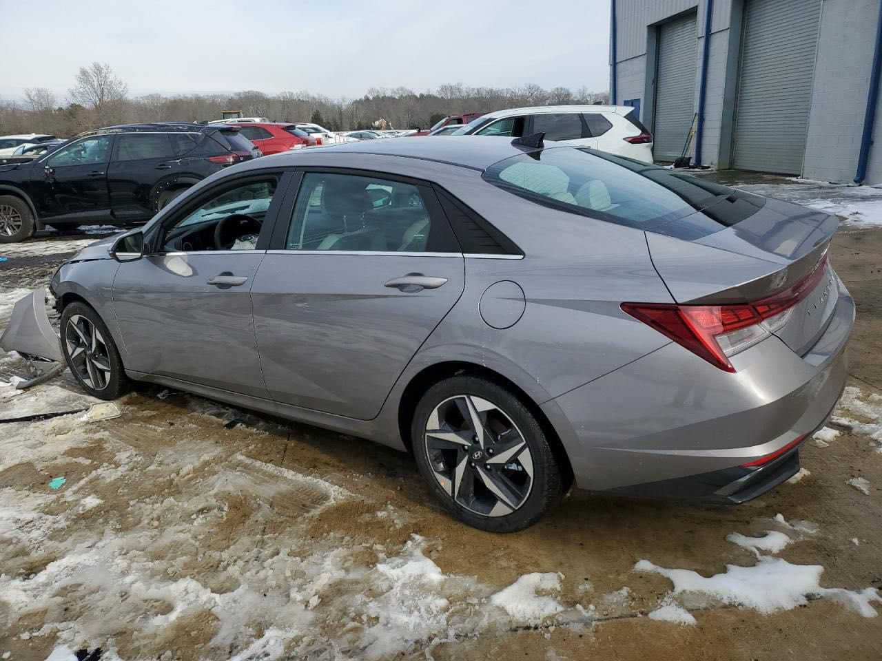 السلام عليكم النتره 23 هايبرد وارد امريكي ليبل واحد بس البنيد نفسه مصلح ماشيه 50 مكاني  بغداد السعر 168
*********** 
ملاحضه مكلف بل لنشر هاذا رقم صاحب سياره
