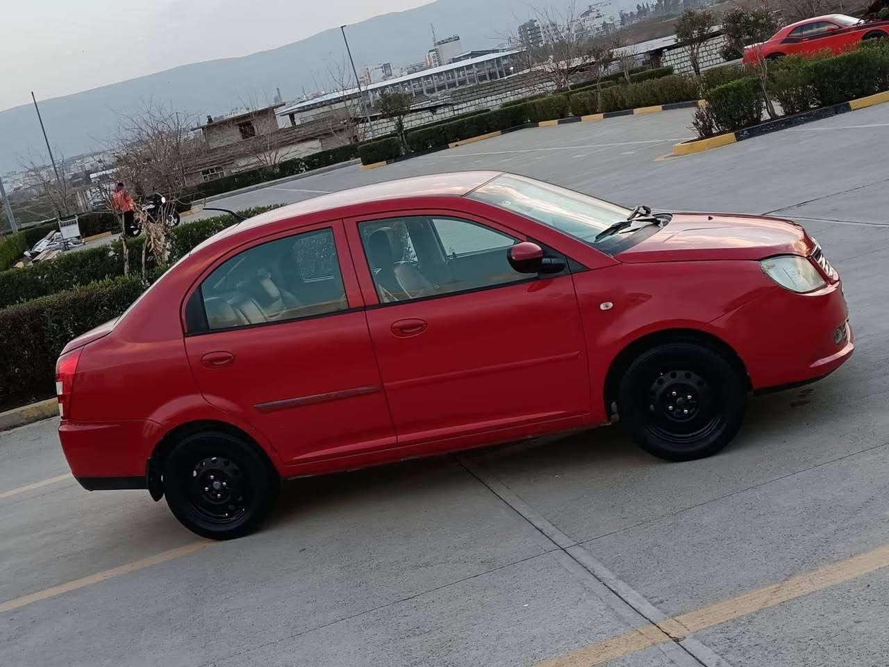 سـەرەتا بەناوی خـوای گەورە
ئـەم سەیارە بـۆفـــرۆشتـــن 
49 گەڵا  خـــوار هـــەمـوو بازاڕ
شـیری صالون  مـــۆدێـل 2013
ڕەقـەم سلێـمانــــی .ڕەقـەم باریک
سـەنەوی تازە تا مانگی 7ی 2029
بـەناوی خـۆمانە تحــویل غـرامە بەشەرت
گێــڕ ئــۆتــــۆماتــــیـــــک و عادیە بیلاد
گێــڕ و مـکیـــنە بــیلادە .نەکراوەتەوە
گێڕومکینـــە بەشەرتی 10فیتەر
چــوار تایەو ویلـــی لۆکی لەژێرە
سەیارەکە دەعم و لێدراو هیچی نیە
بۆیاخ  دوو بسـتی هەیە شایەنی باس نیه
تـەبــریــد لەسەر سـویچ سارد و گەرم 
ناوی لەدەری جوانتر . کوشن و گاعی
بەرگەدەرگا و داشبڵ لۆک لۆکە ماشااللە
بـۆنی شەریکەی لێدێت ئەوەنده جوانە
شاشە ئایپاد و گێچ شاشەالیکترۆنیە
کوشن جڵد و قفڵ مرکەزی 
فوول فوول بس سڵایت نیـــە
سـپێری شــەریکەی دانەگیراوە
تکایە قەرزو قیست و ئاڵوگۆڕم نیە
شـــوێن : ســلێمانـــــی 
ژم  : *********** واتساپ 
ژم  : *********** ڤایبر
ئەدمین ❤ السليمانية, العراق
