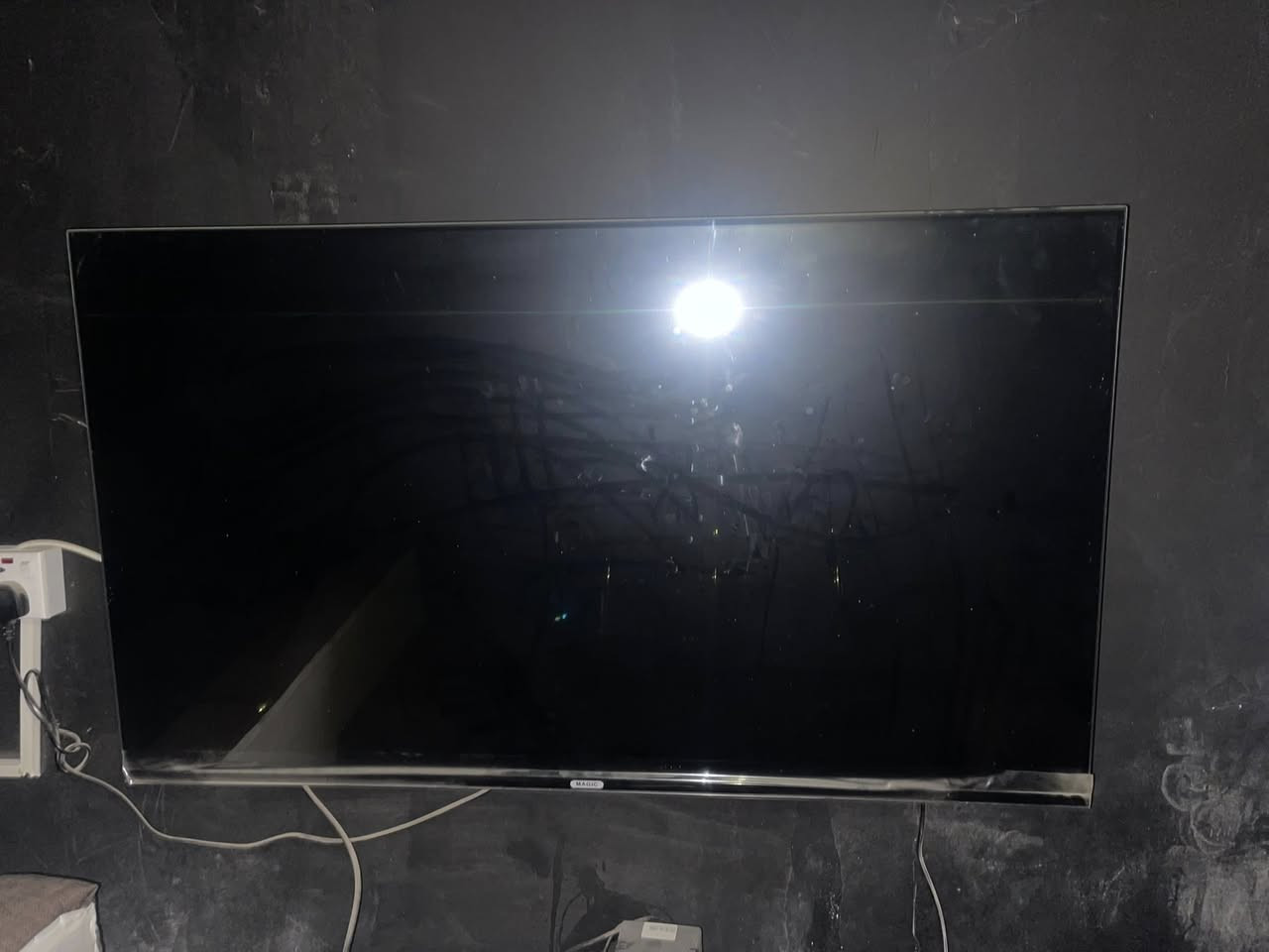 قنفات عدد 6 ام نفرين شاشه حجم 55  بليات 4 سلم كراسي كلمن وسعره عنوان ناصريه حي العسكري *********** راسلني وتدلل
