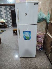 للبيع ٢ عدد ثلاجه ع فحص وتشيل ومجمده شوفت عينك فول تشغيل السعر كلهم شل...
