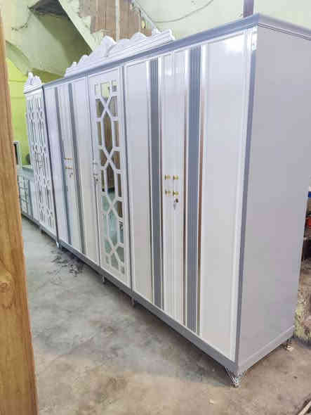 غرفه نوم جديد 
تصميم تركي شغل عراقي 
العنوان حسنكوي قرب جامع النور 
***********
***********
