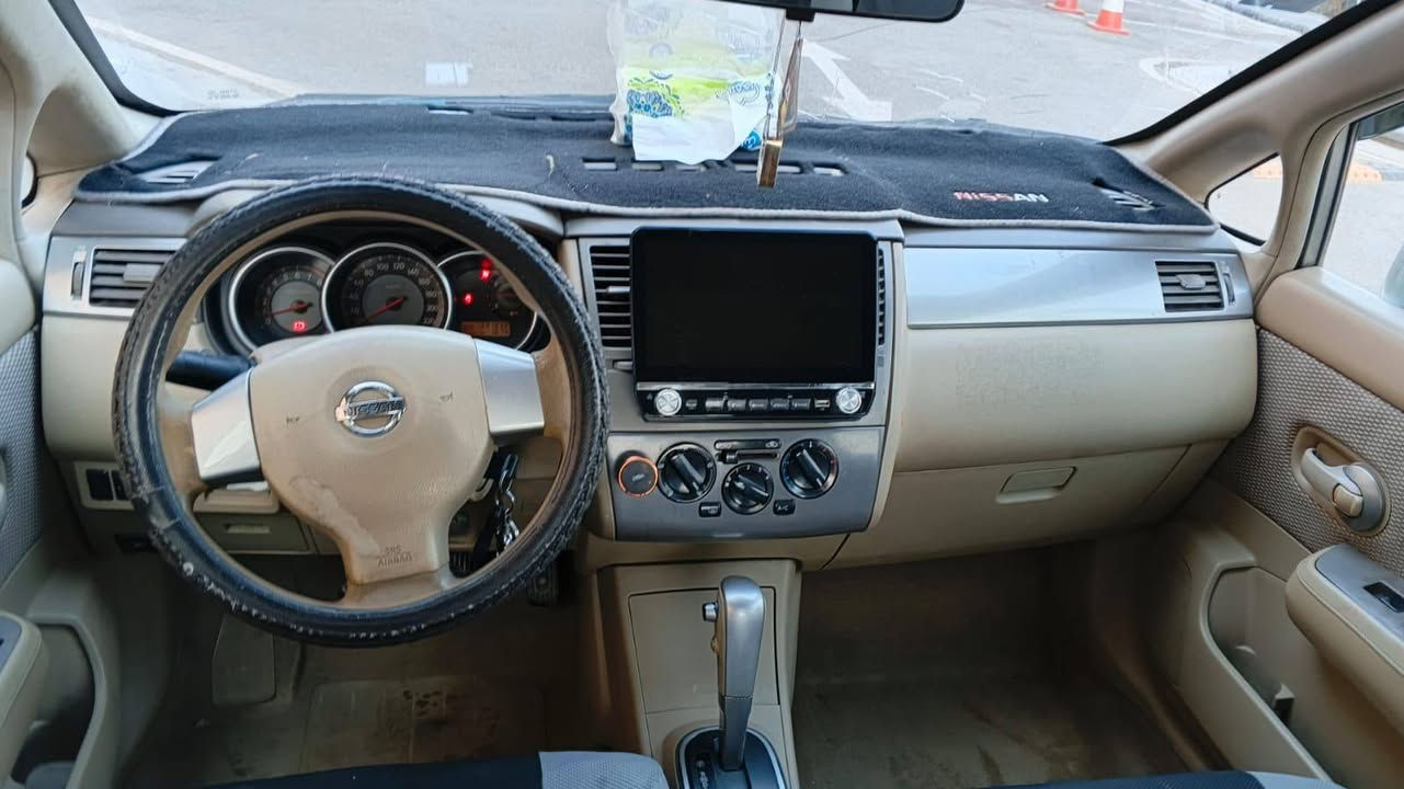 يا الله السلام عليكم نيسان تيدا 2008 خليجيه بلاديه بدون صبغ عدا جاملغ طخه بي بارد مال صدر  سياره فوول اوتماتيك شاشه  نضام سكيورتي محرك جديد شاده كير خير من الله صدر قبل شهرين نفض سياره باسم اخويه تحويل مباشر سعر 84 وبيهه حك جيه مكان سياره بغداد ***********
